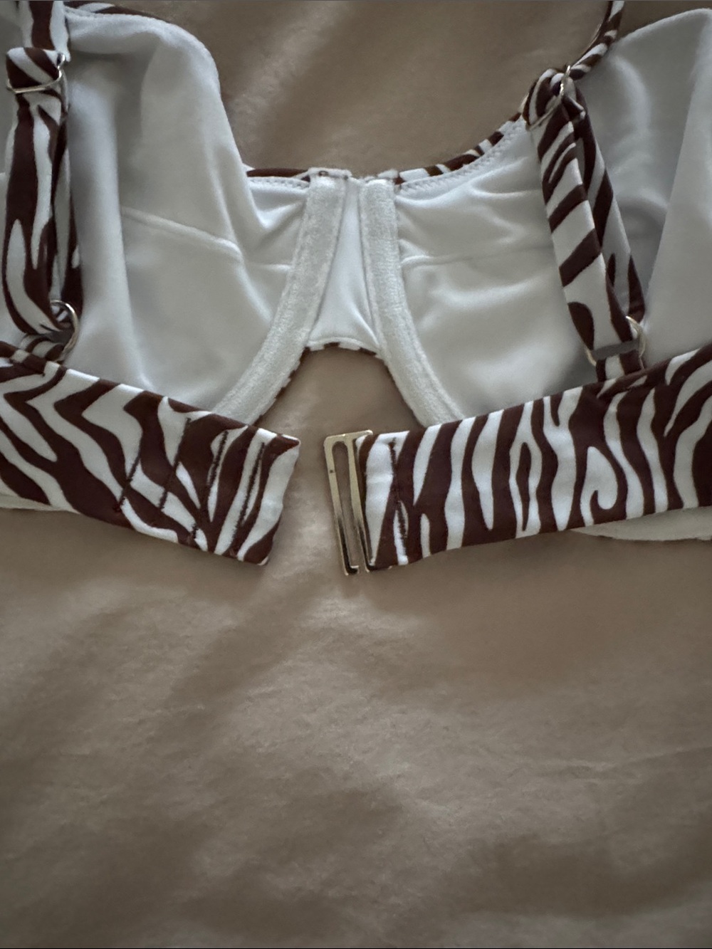 NWT Abercrombie & Fitch Brown and White Zebra Print Bikini Top Curve Love M - Picture 4 of 10
